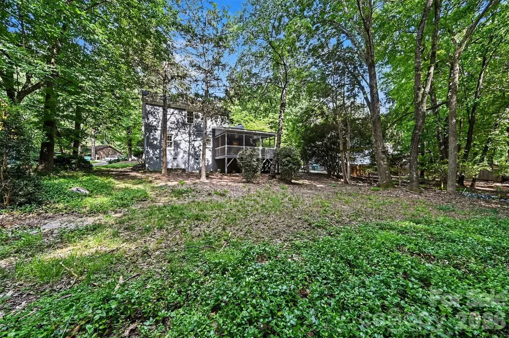 9322 New Towne Drive Matthews NC 28105