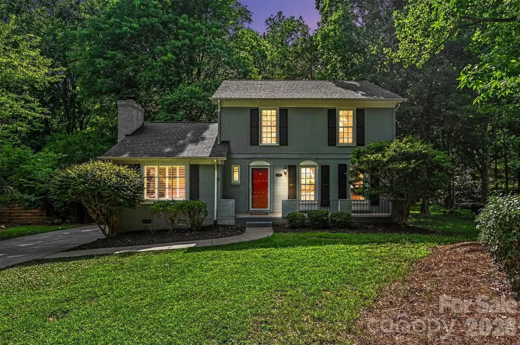 9322 New Towne Drive Matthews NC 28105