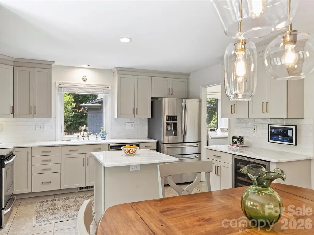 6139 Candlewood Drive Charlotte NC 28210