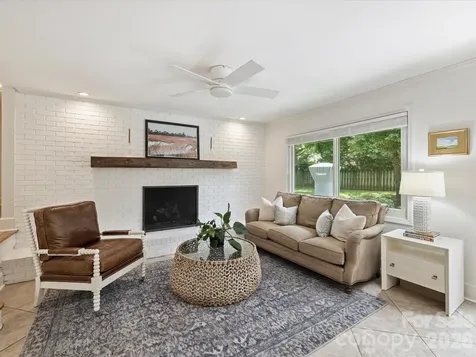 6139 Candlewood Drive Charlotte NC 28210