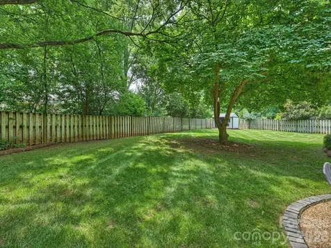 6139 Candlewood Drive Charlotte NC 28210