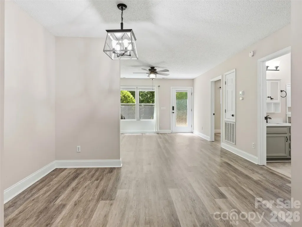 42 Queen Road Candler NC 28715
