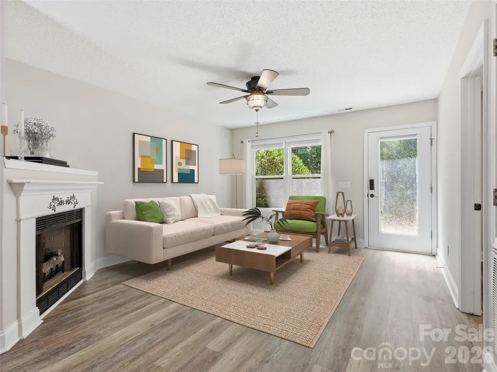 42 Queen Road Candler NC 28715