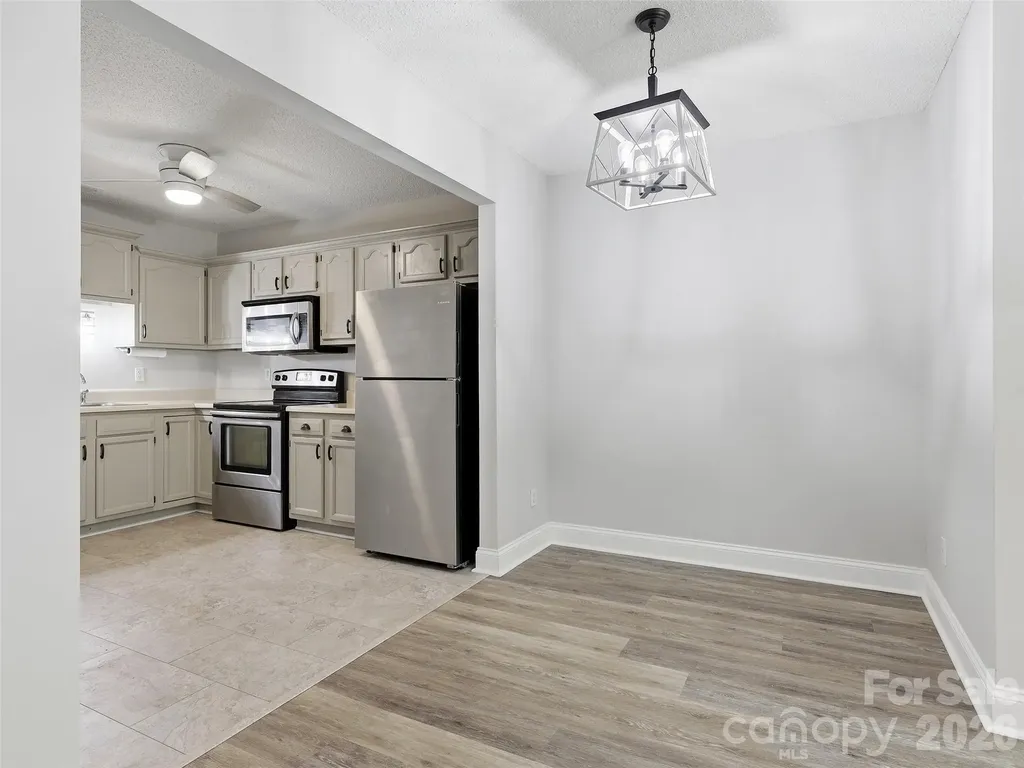 42 Queen Road Candler NC 28715
