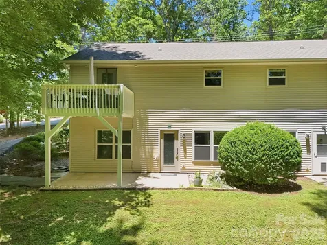 42 Queen Road Candler NC 28715