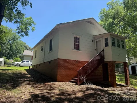 122 E Hargrave Street Wadesboro NC 28170
