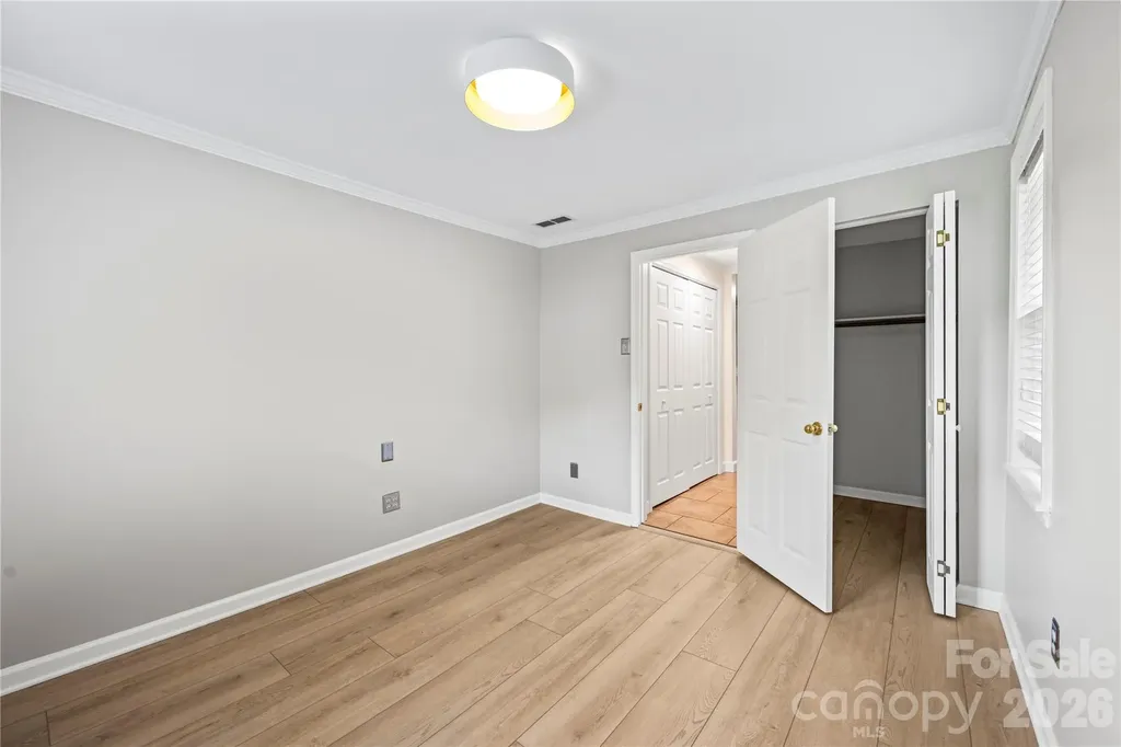 589 Sand Hill Road Asheville NC 28806