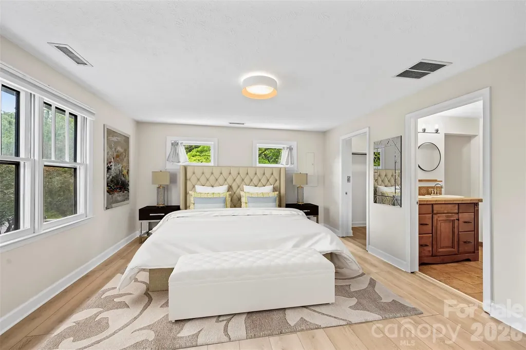 589 Sand Hill Road Asheville NC 28806