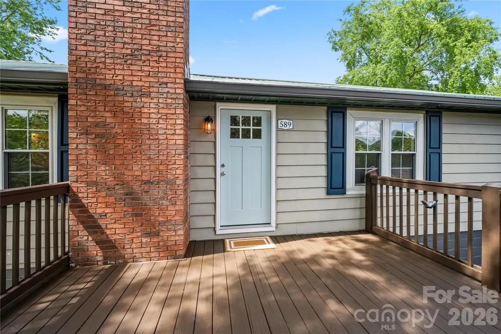 589 Sand Hill Road Asheville NC 28806