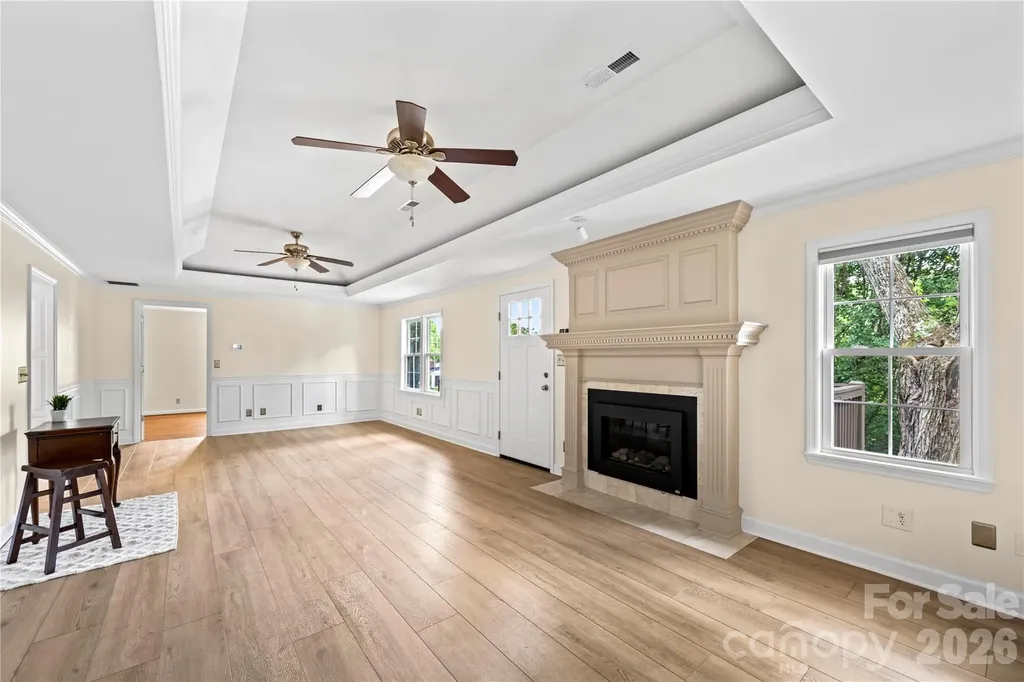 589 Sand Hill Road Asheville NC 28806