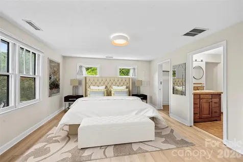 589 Sand Hill Road Asheville NC 28806