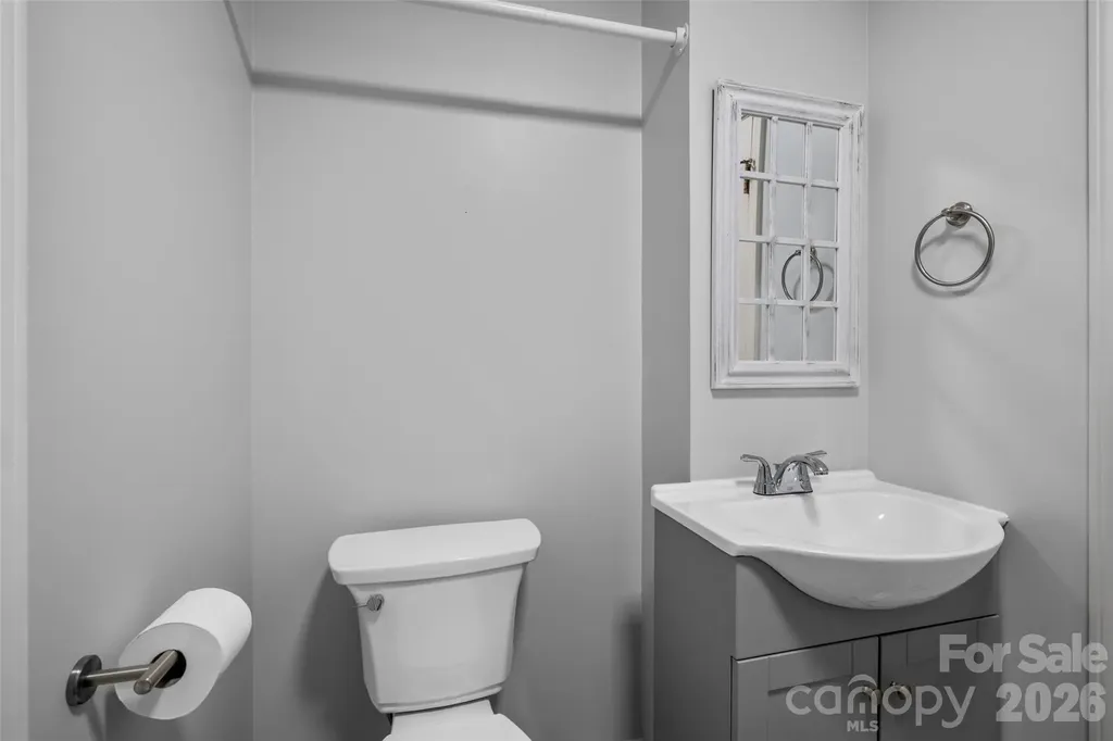 2 Manakiki Court Etowah NC 28729