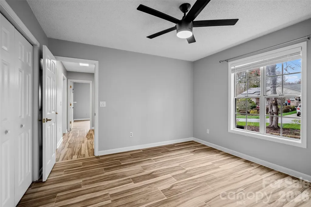 2 Manakiki Court Etowah NC 28729