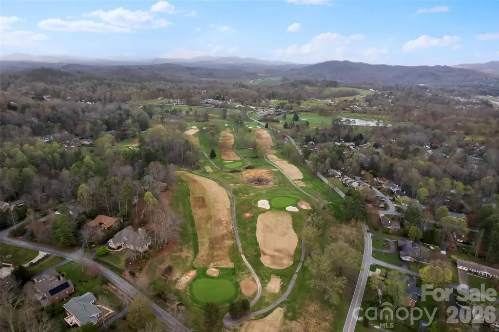 2 Manakiki Court Etowah NC 28729