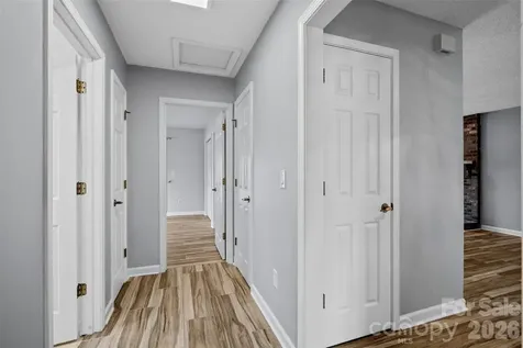 2 Manakiki Court Etowah NC 28729
