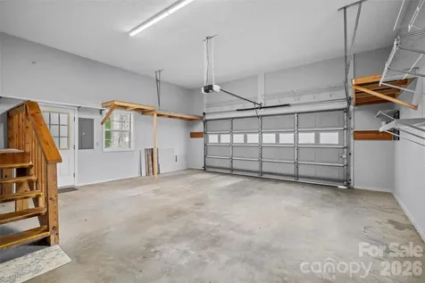 2 Manakiki Court Etowah NC 28729