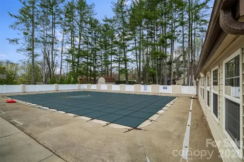 2 Manakiki Court Etowah NC 28729