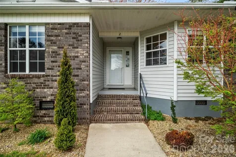 2 Manakiki Court Etowah NC 28729