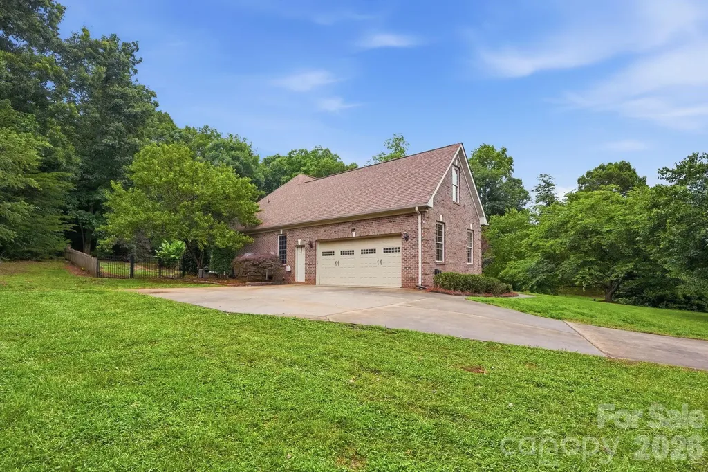 1099 Curve View Road Lincolnton NC 28092