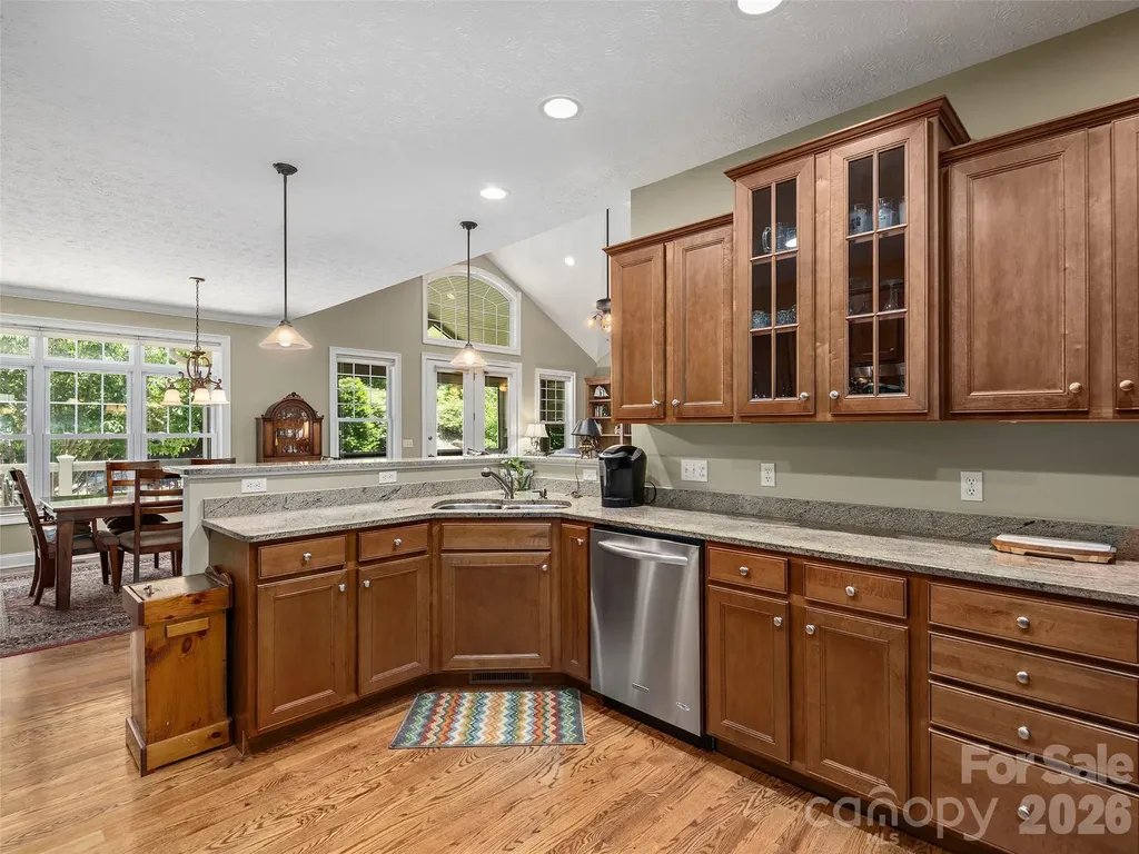 63 Whistlewood Lane Hendersonville NC 28739