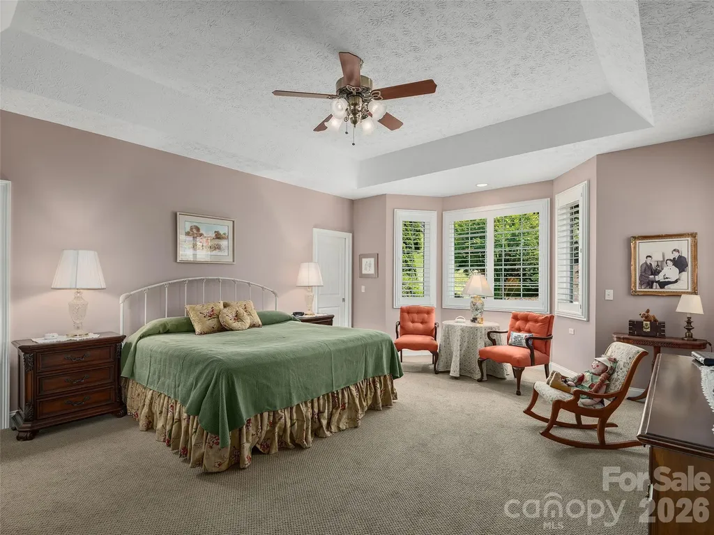 63 Whistlewood Lane Hendersonville NC 28739