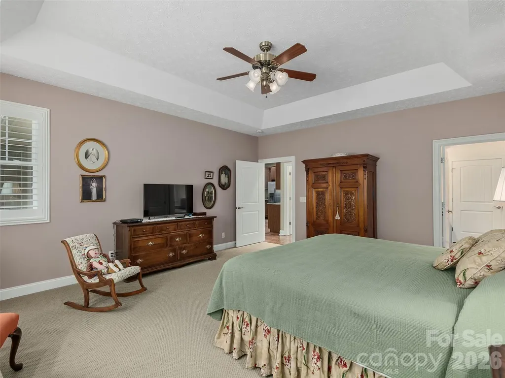 63 Whistlewood Lane Hendersonville NC 28739
