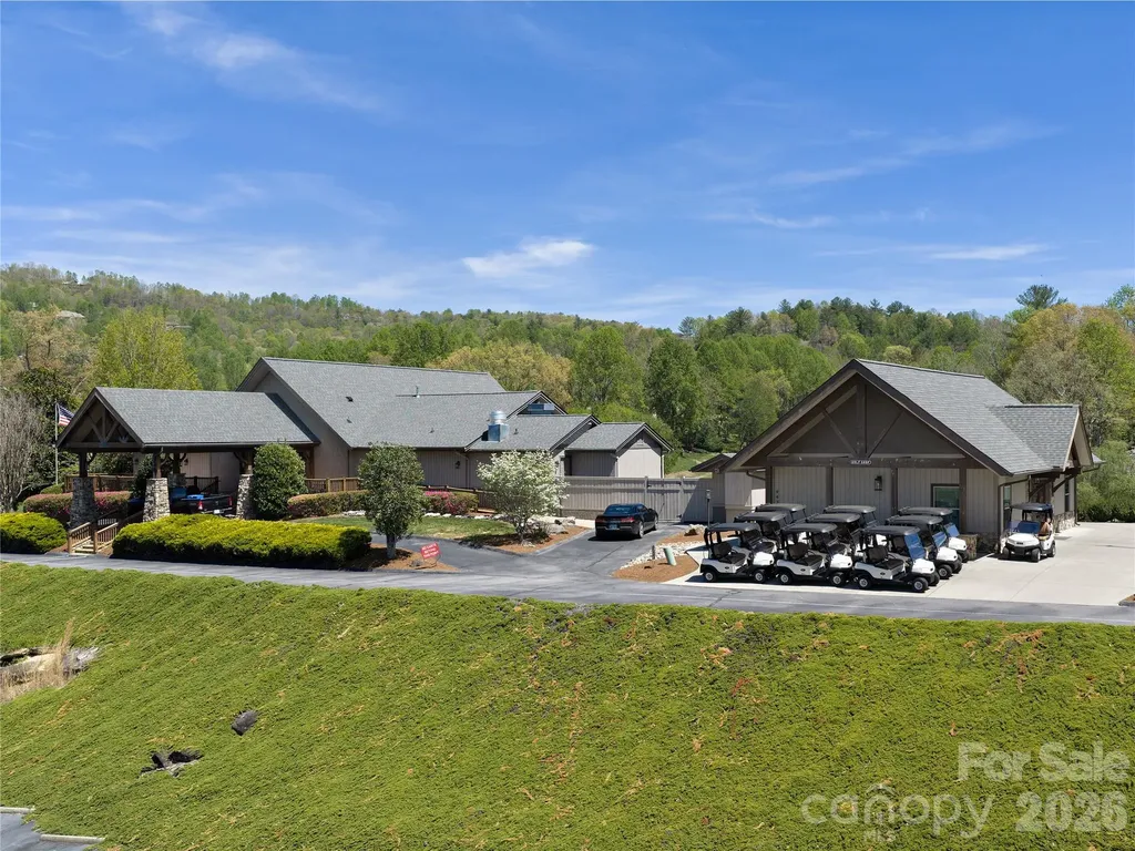 63 Whistlewood Lane Hendersonville NC 28739