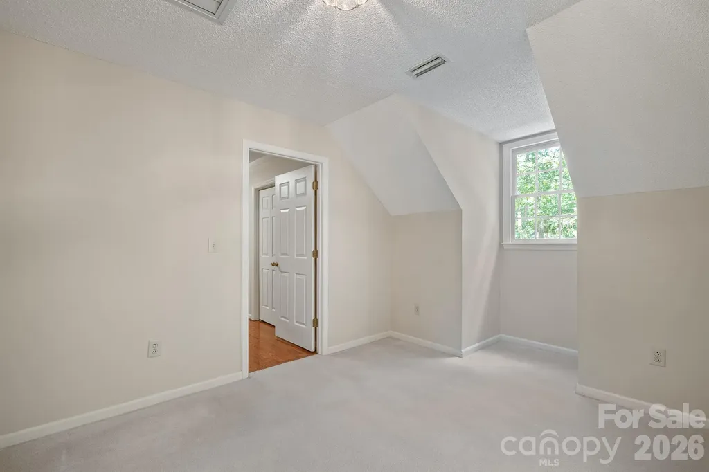 2150 9th Street NW Hickory NC 28601