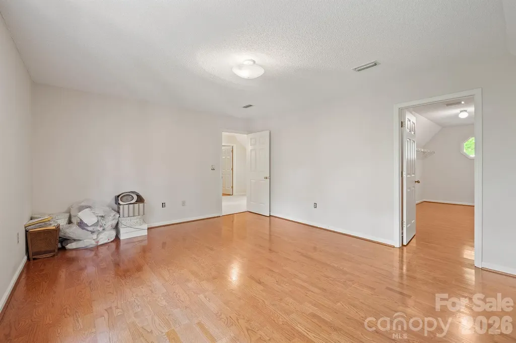 2150 9th Street NW Hickory NC 28601