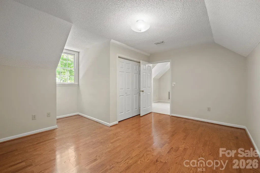 2150 9th Street NW Hickory NC 28601