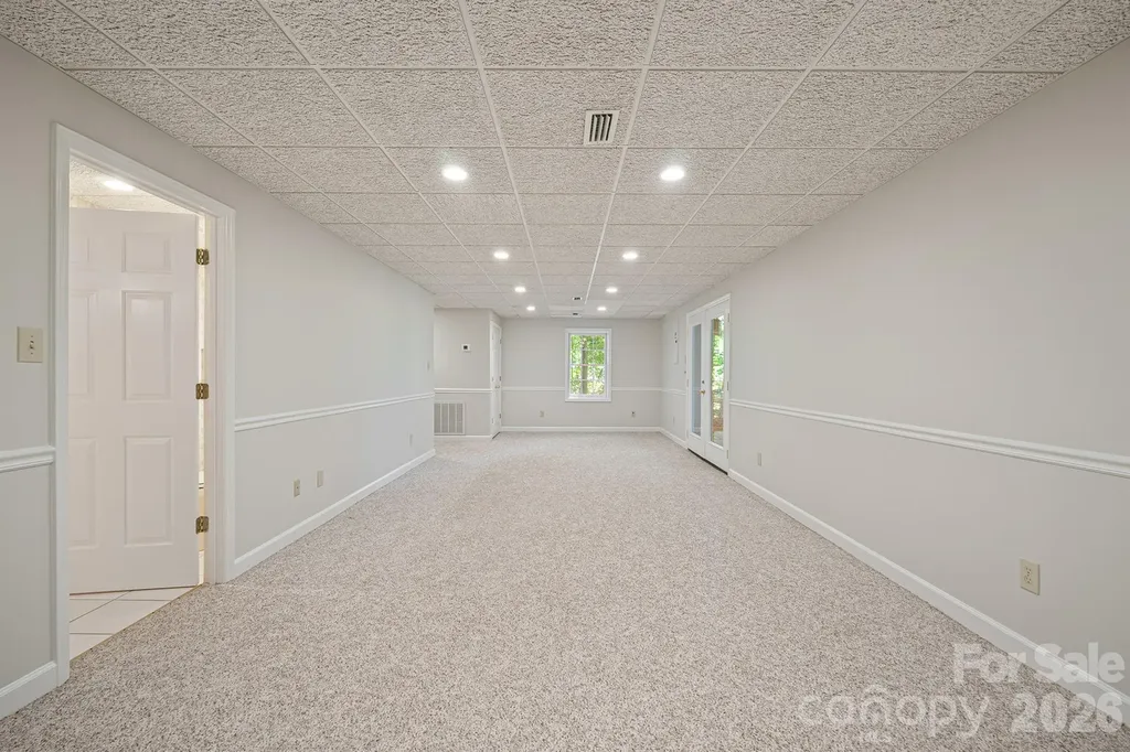 2150 9th Street NW Hickory NC 28601