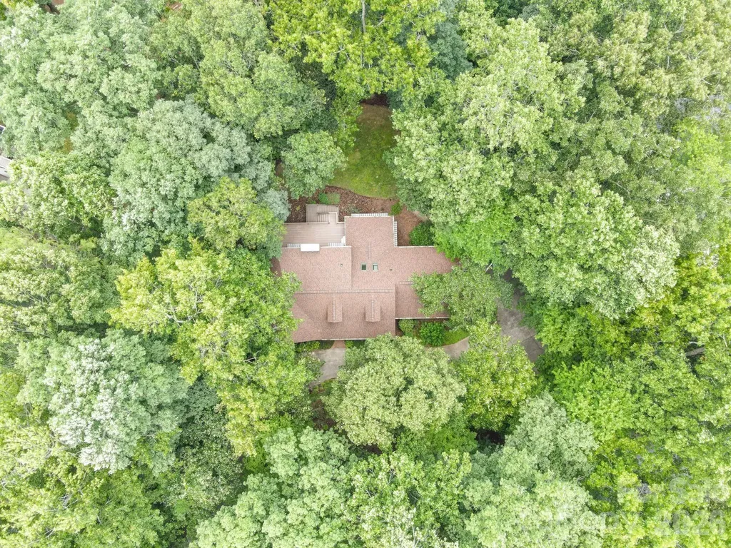 2150 9th Street NW Hickory NC 28601