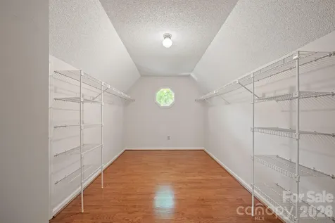 2150 9th Street NW Hickory NC 28601