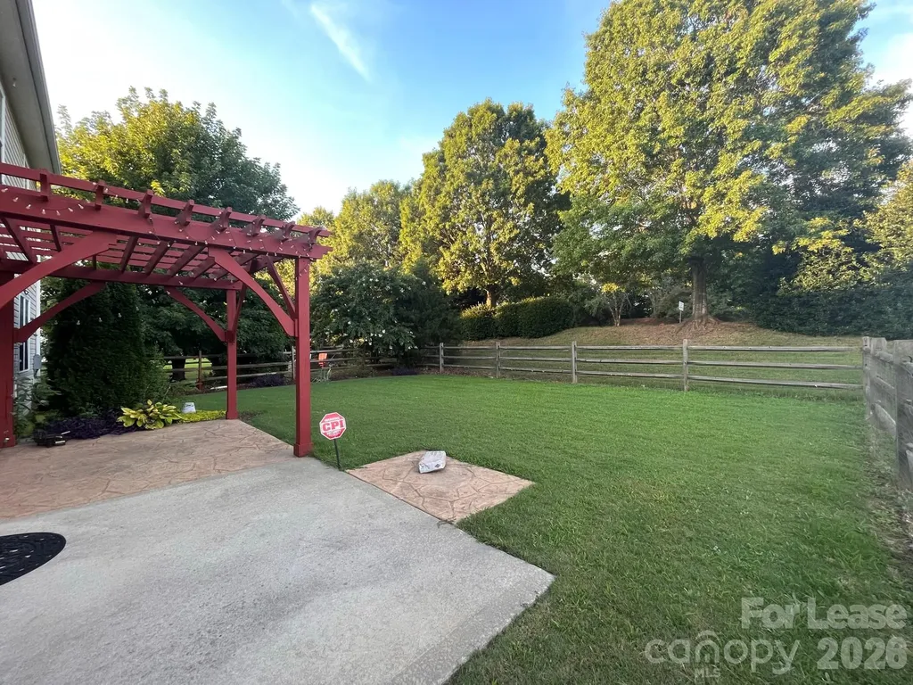 17508 Westmill Lane Charlotte NC 28277