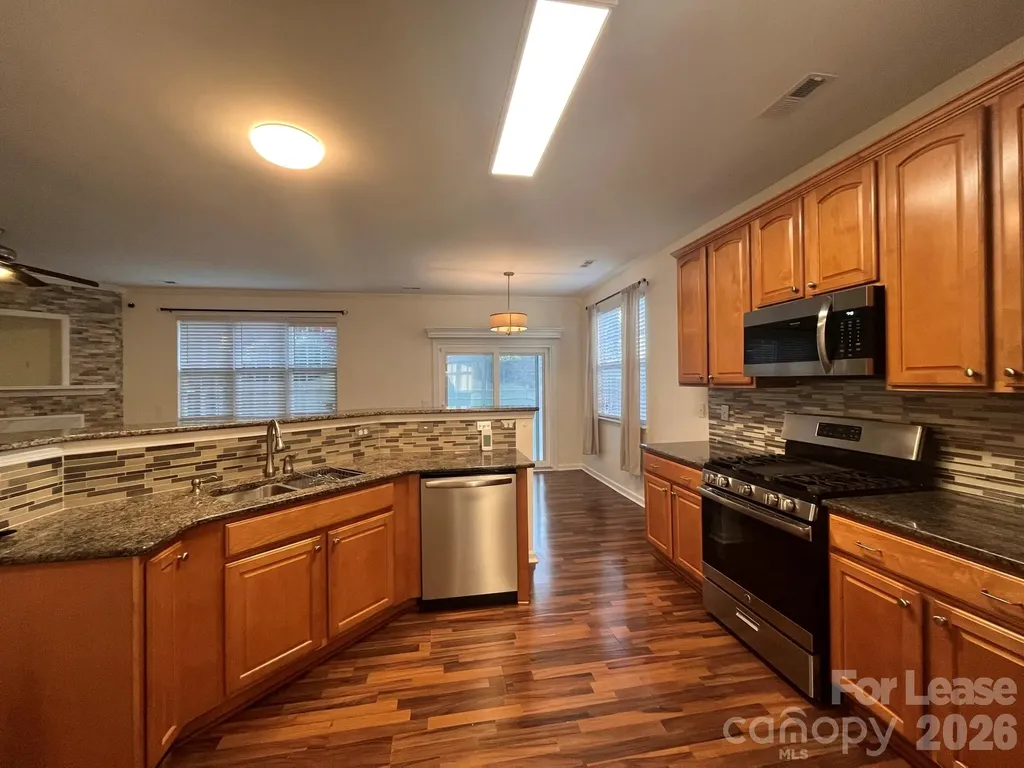 17508 Westmill Lane Charlotte NC 28277