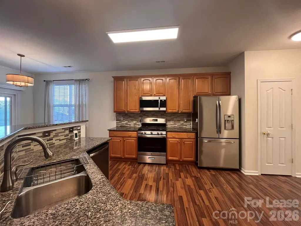 17508 Westmill Lane Charlotte NC 28277