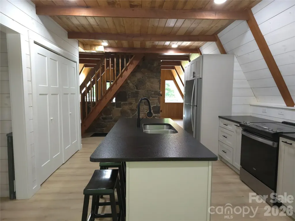 826 Shumont Road Black Mountain NC 28711