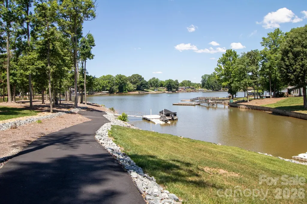 794 Riverwood Drive Lexington NC 27292