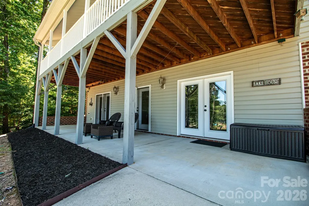 794 Riverwood Drive Lexington NC 27292