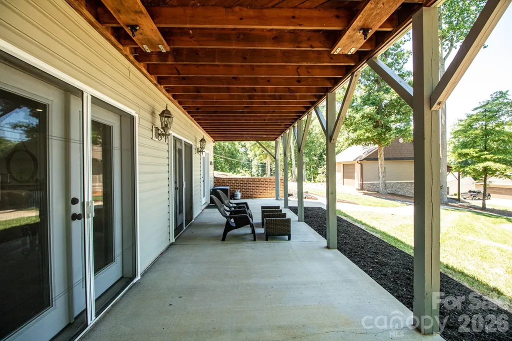 794 Riverwood Drive Lexington NC 27292