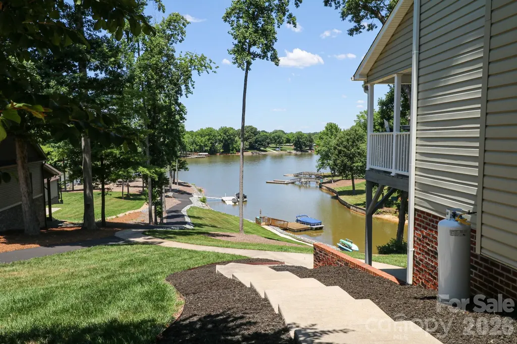 794 Riverwood Drive Lexington NC 27292