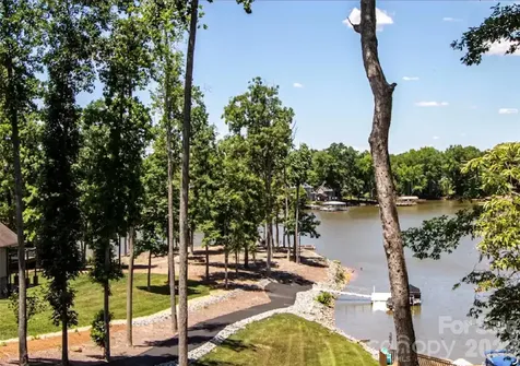 794 Riverwood Drive Lexington NC 27292