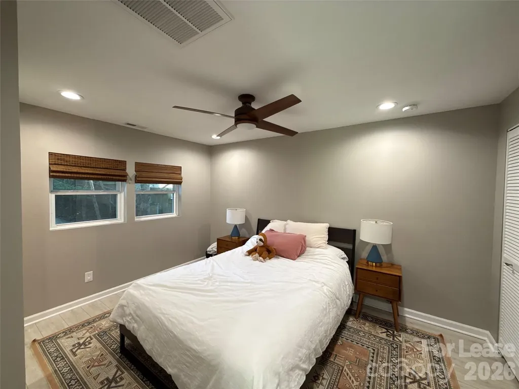 2016 Lombardy Circle Charlotte NC 28203