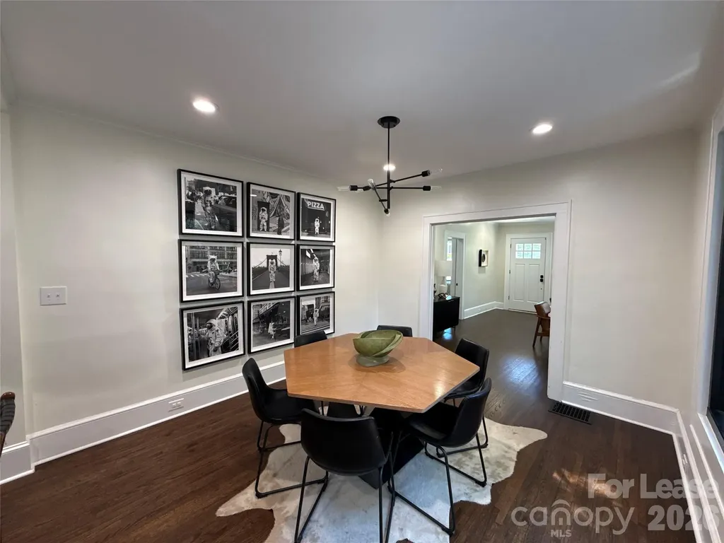 2016 Lombardy Circle Charlotte NC 28203