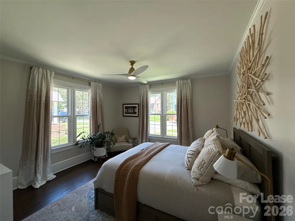 2016 Lombardy Circle Charlotte NC 28203