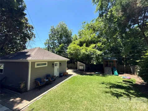 2016 Lombardy Circle Charlotte NC 28203