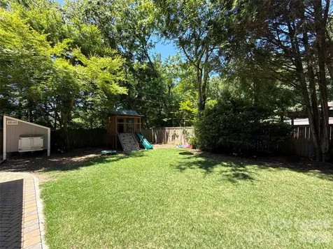 2016 Lombardy Circle Charlotte NC 28203