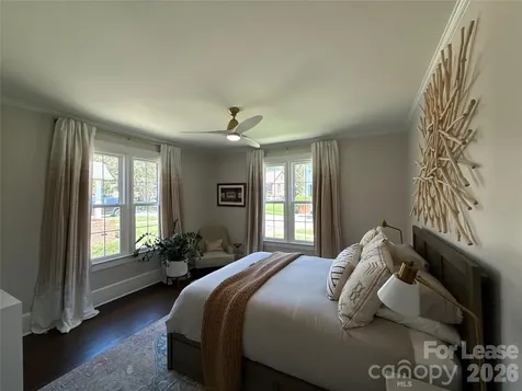 2016 Lombardy Circle Charlotte NC 28203