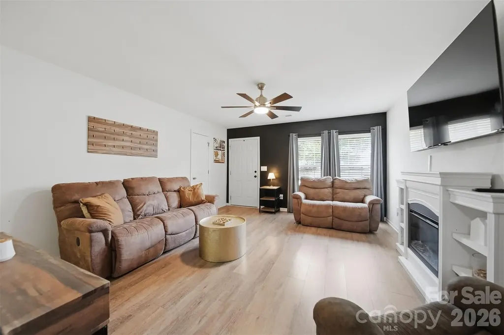 3938 Hemingway Drive NW Hickory NC 28601