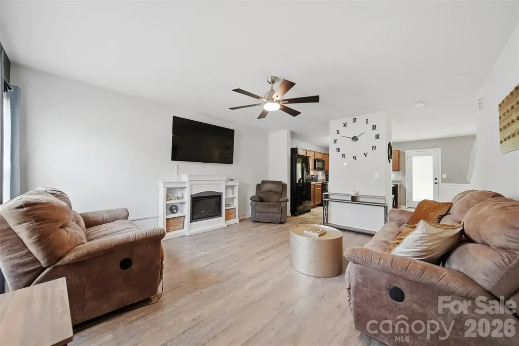 3938 Hemingway Drive NW Hickory NC 28601